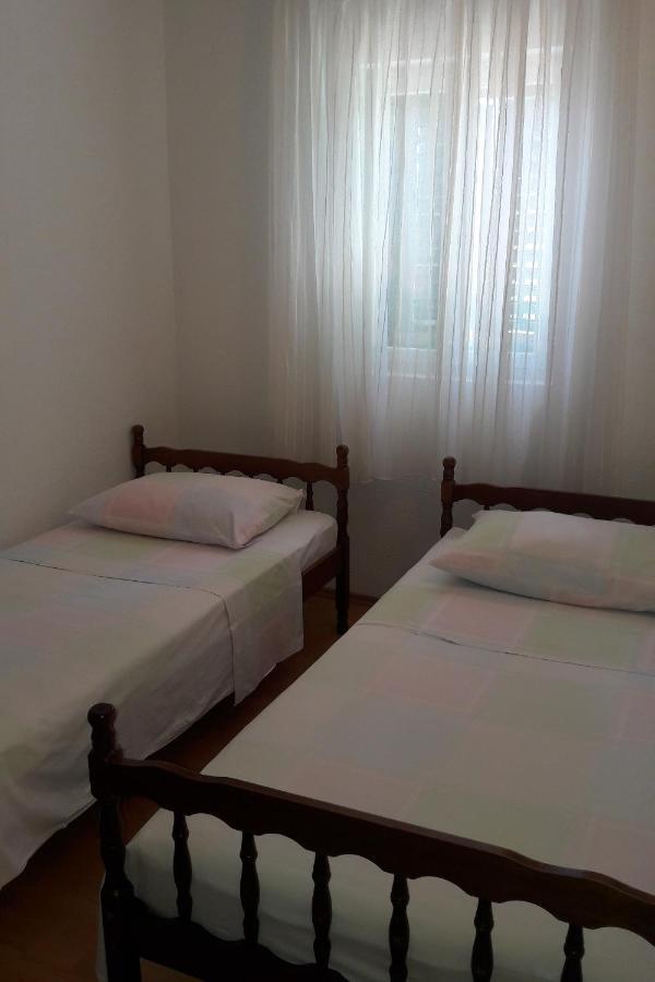 Apartment Bol 13413F Zewnętrze zdjęcie