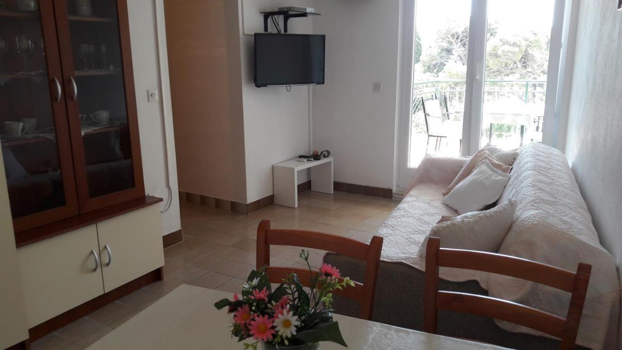 Apartment Bol 13413F Zewnętrze zdjęcie
