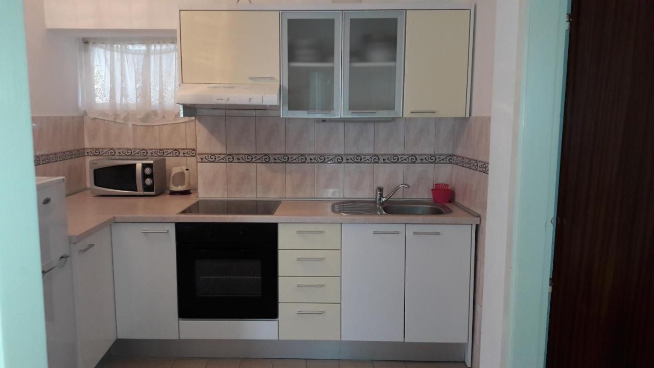 Apartment Bol 13413F Zewnętrze zdjęcie